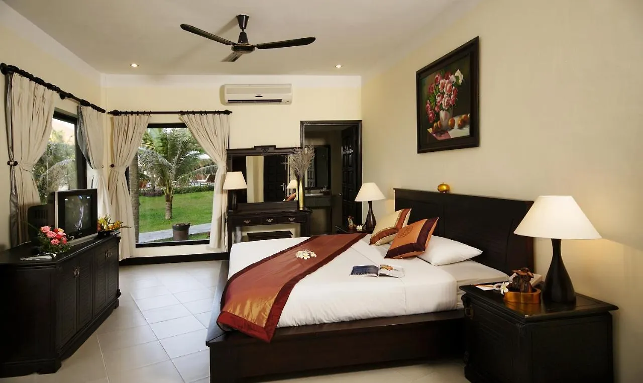 Golden Peak Resort & Spa Phan Thiet 4*,